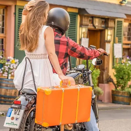 Weinhotel Des Riesling Zum Gruenen Kranz 酒店