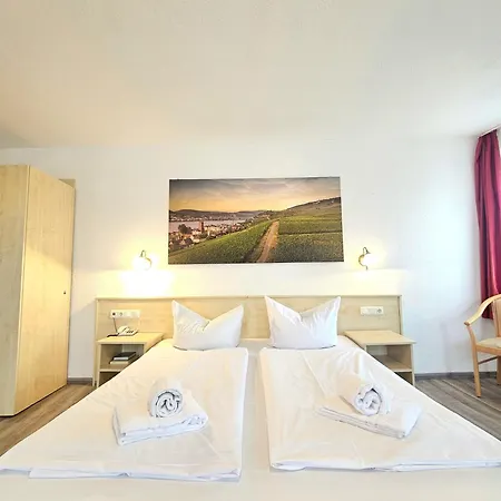 Weinhotel Des Riesling Zum Grünen Kranz 3*
