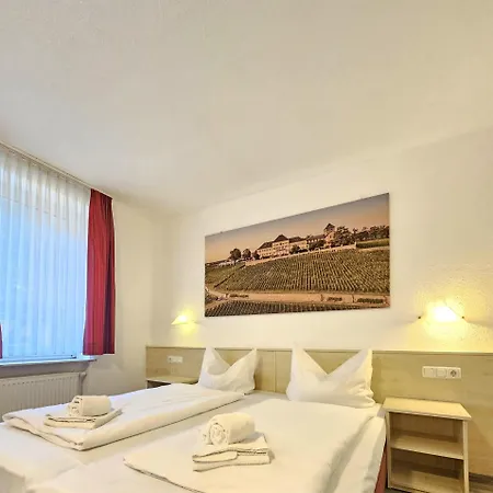 Weinhotel Des Riesling Zum Grünen Kranz Hotel 3*