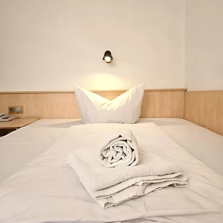 Weinhotel Des Riesling Zum Grünen Kranz 3*