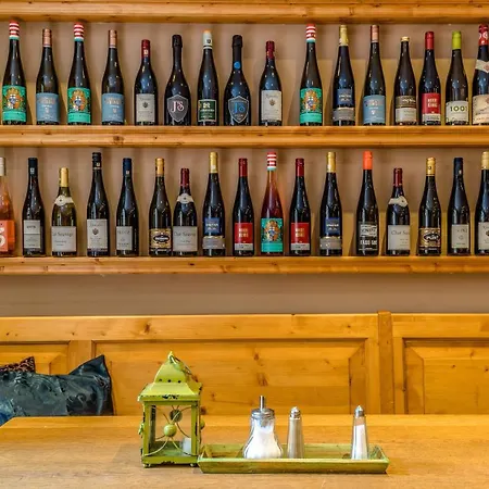 Hotel Weinhotel Des Riesling Zum Grünen Kranz 3*
