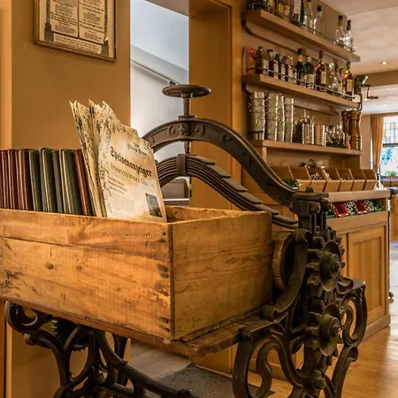 Hotel Weinhotel Des Riesling Zum Grünen Kranz