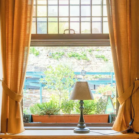 Weinhotel Des Riesling Zum Gruenen Kranz 酒店