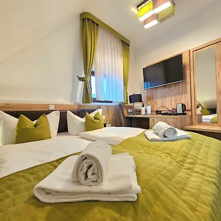 Hotel Weinhotel Des Riesling Zum Gruenen Kranz
